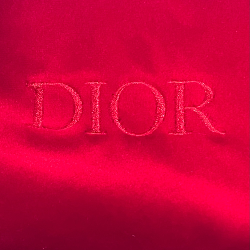 Dior Beauty Holiday Red Cosmetic Pouch - Picture 4 of 4